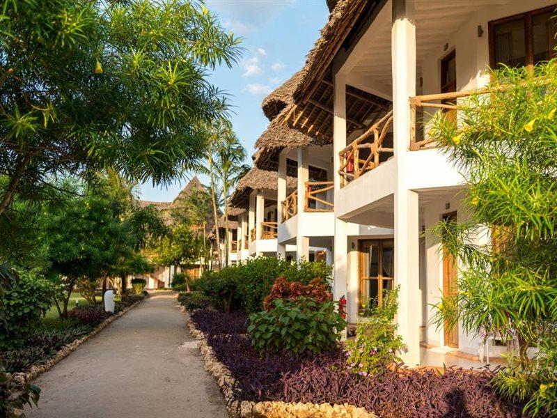 Baobab Beach Resort Nungwi Exteriör bild