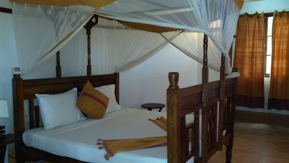 Baobab Beach Resort Nungwi Exteriör bild