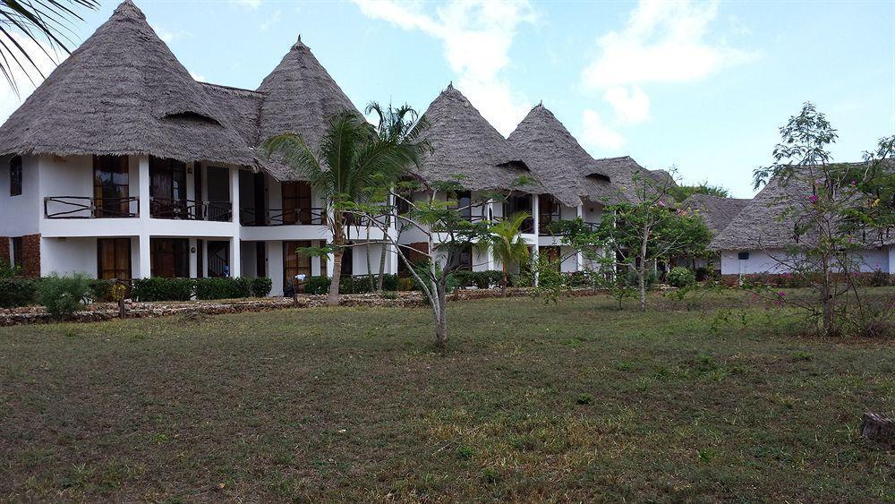 Baobab Beach Resort Nungwi Exteriör bild