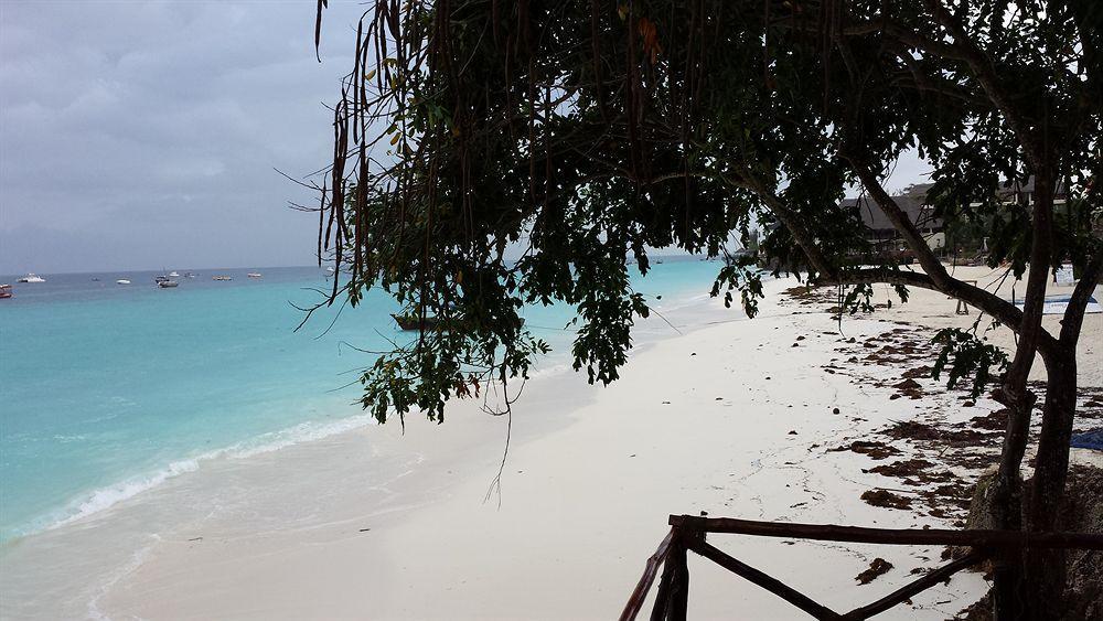 Baobab Beach Resort Nungwi Exteriör bild