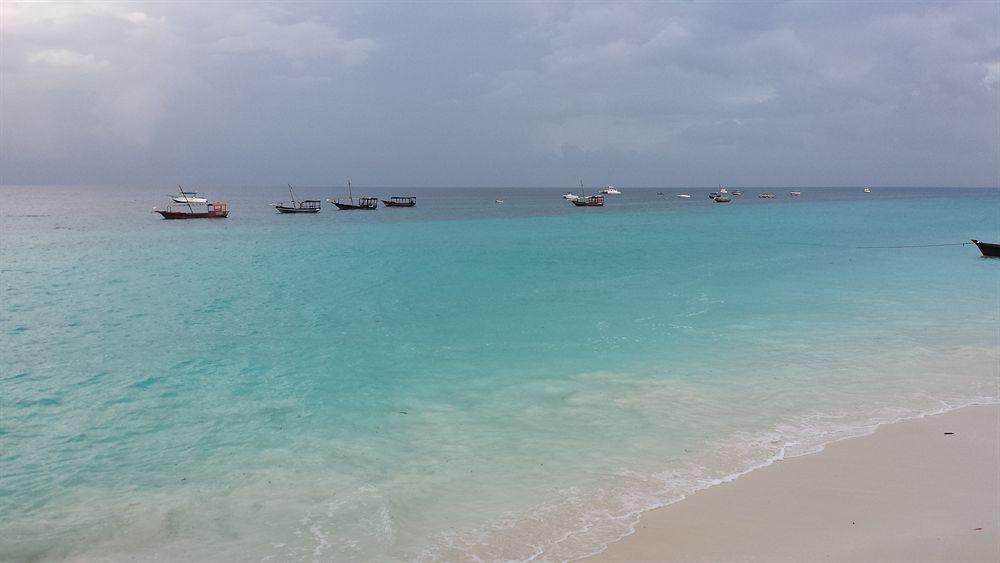 Baobab Beach Resort Nungwi Exteriör bild